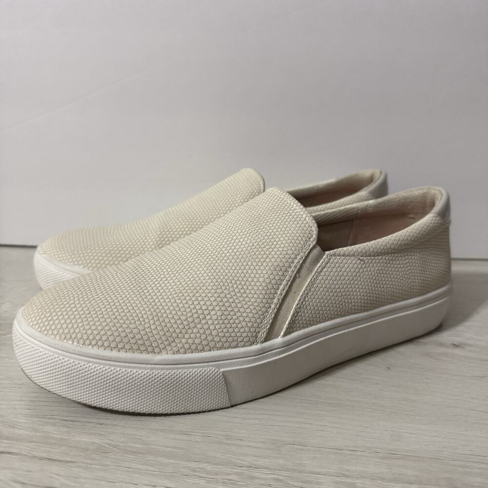 Dr. Scholl's Nova Slip On Sneakers Women 8.5M Cream Snake Embossed